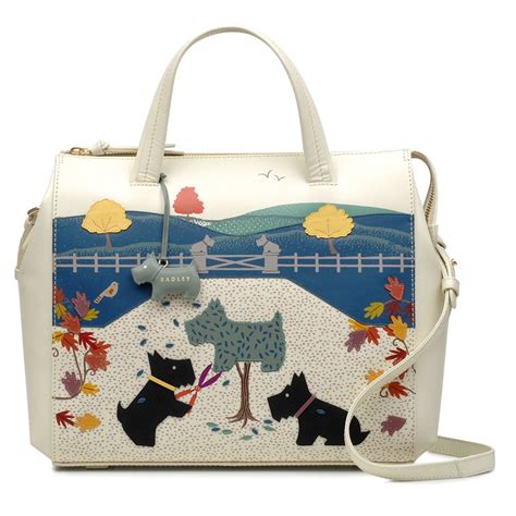 radley dog bag logo